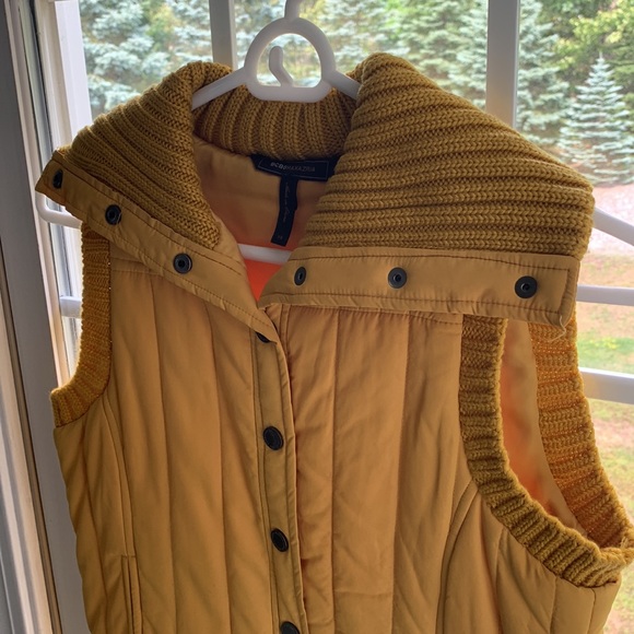 BCBGMaxAzria Quilted Yellow Button Up Vest - Picture 3 of 10